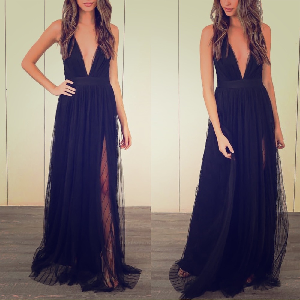 Super gorgeous gown. Black. Size S